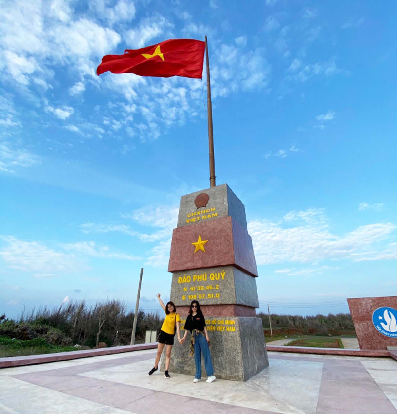 Check-in cột cờ Phú Quý